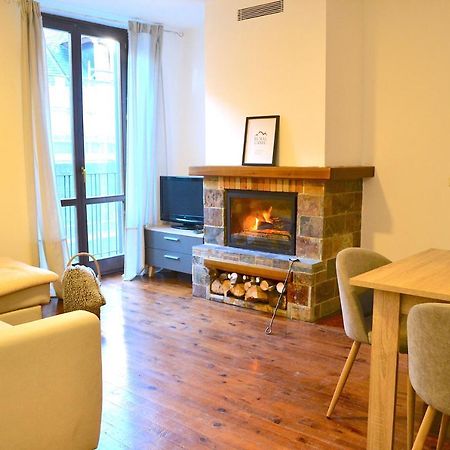 Modern Apartament De Muntanya Amb Llar De Foc By Rural D'Aneu Esterri d'Àneu Buitenkant foto