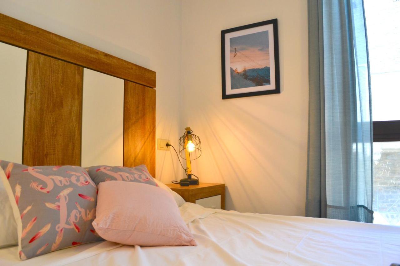 Modern Apartament De Muntanya Amb Llar De Foc By Rural D'Aneu Esterri d'Àneu Buitenkant foto